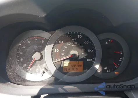 2006 Toyota Rav4 Limited z USA, uszkodzony, nr VIN JTMZD31V666015891